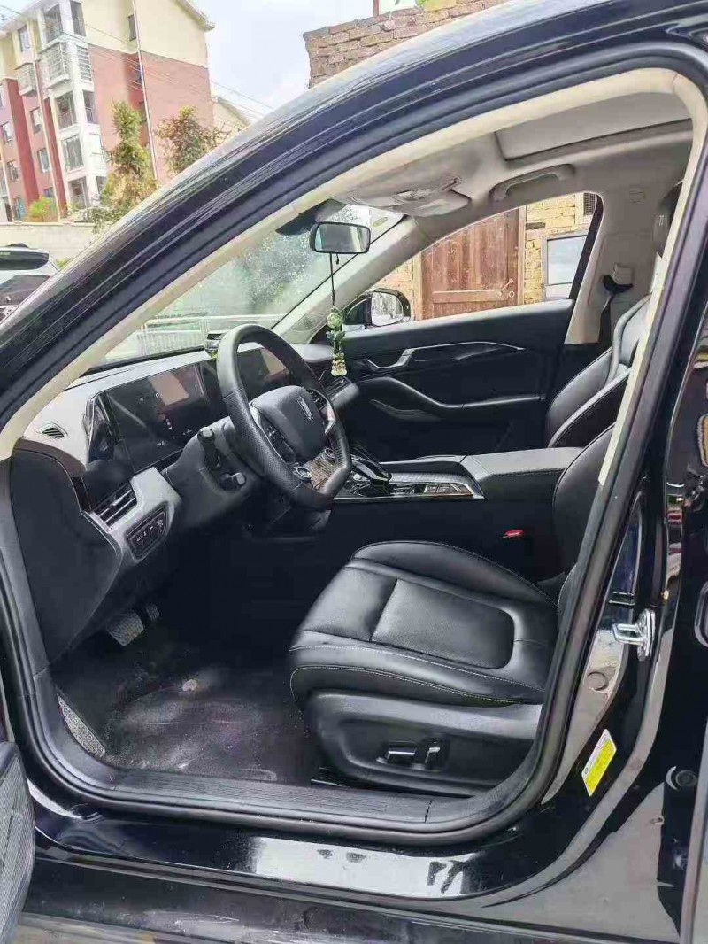 张家界24年奔腾B703