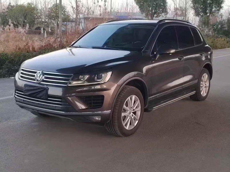 衢州17年大众途锐2