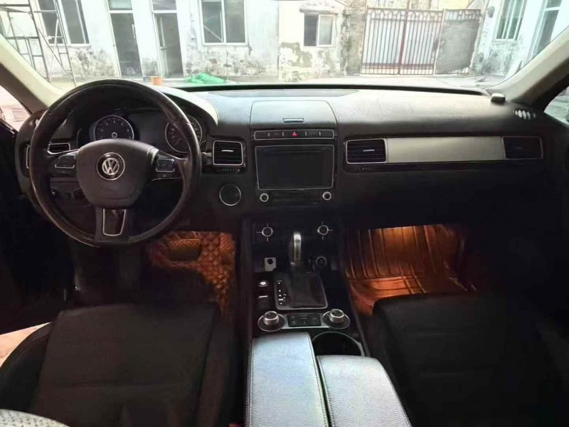 衢州17年大众途锐4