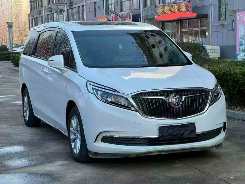 济宁19年别克GL83