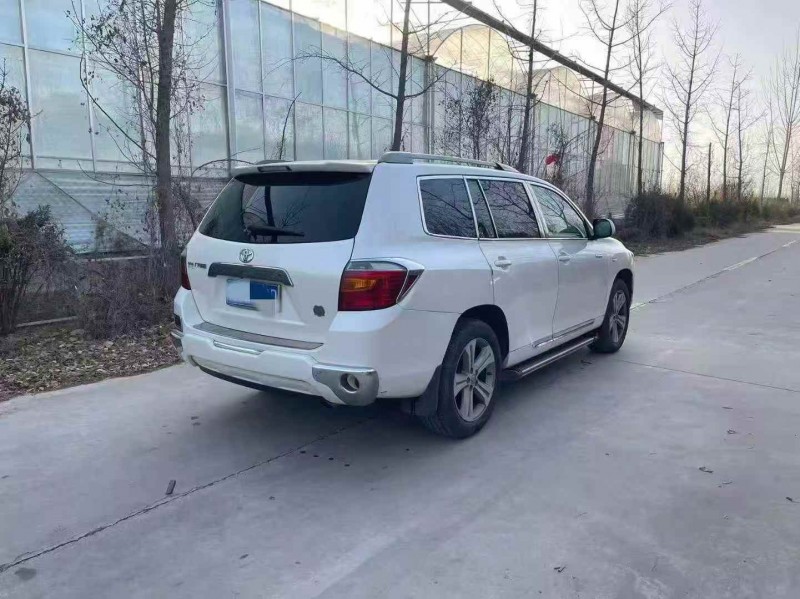 淮北12年丰田汉兰达4