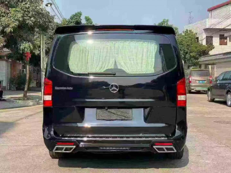 汕头19年奔驰威霆3