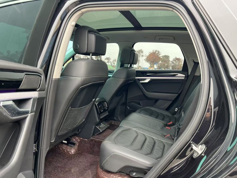 盐城20年大众途锐5