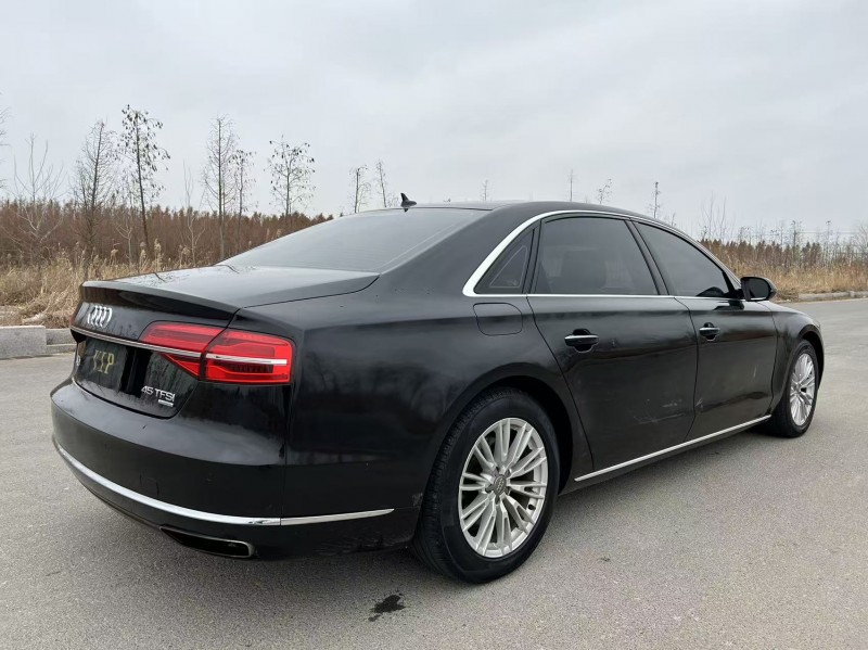 盐城15年奥迪A8L8