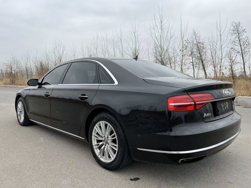盐城15年奥迪A8L9