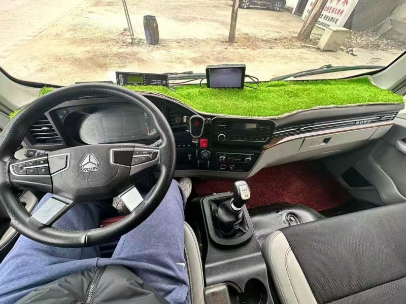 菏泽23年卡车系列重汽豪沃6