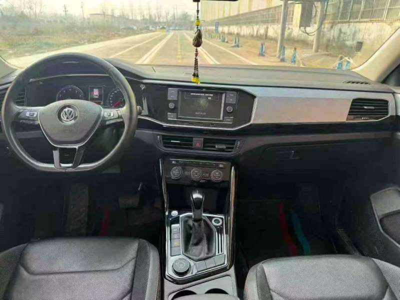 菏泽19年大众探岳4