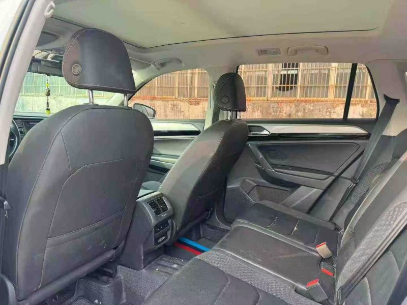 菏泽19年大众探岳5