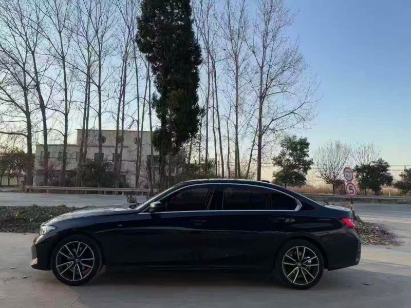 菏泽23年宝马3系8