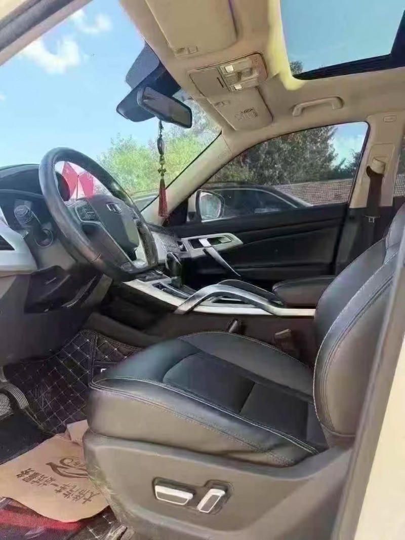 菏泽16年吉利博越5