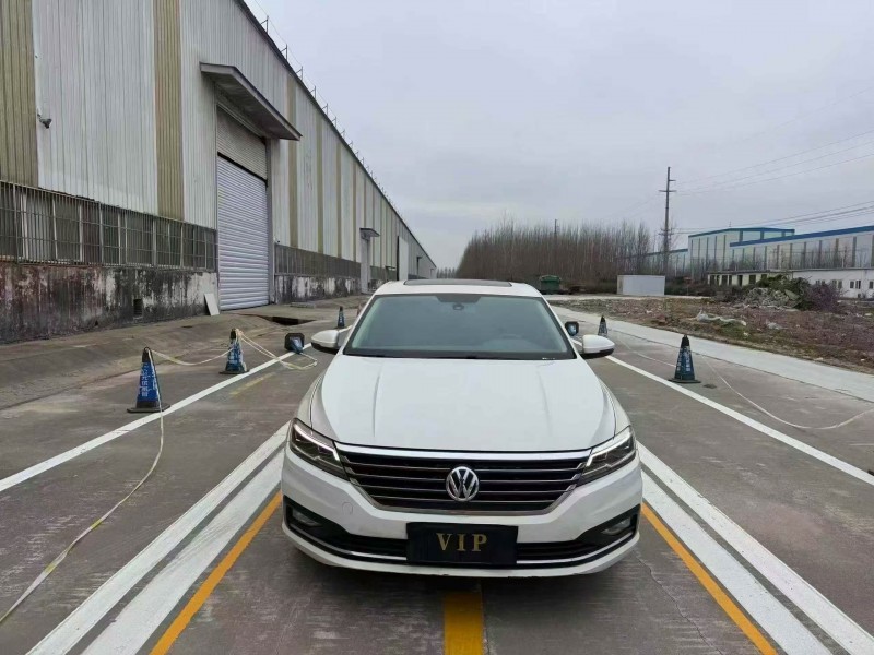 菏泽19年大众朗逸1