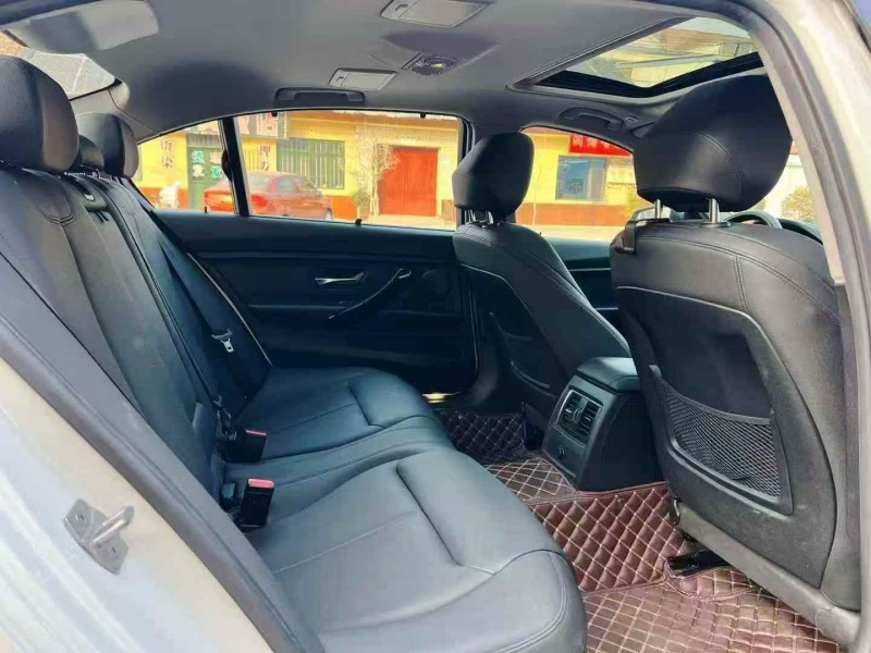 泰安17年宝马3系5