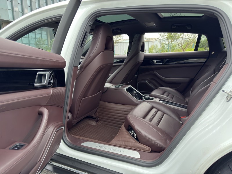 盐城18年保时捷帕拉梅拉7