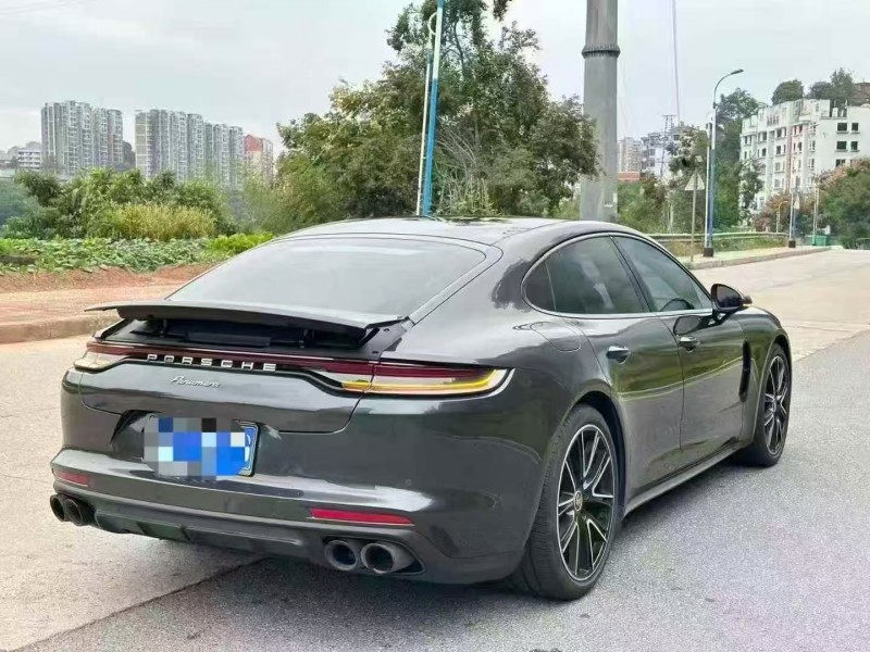 深圳22年保时捷帕拉梅拉7