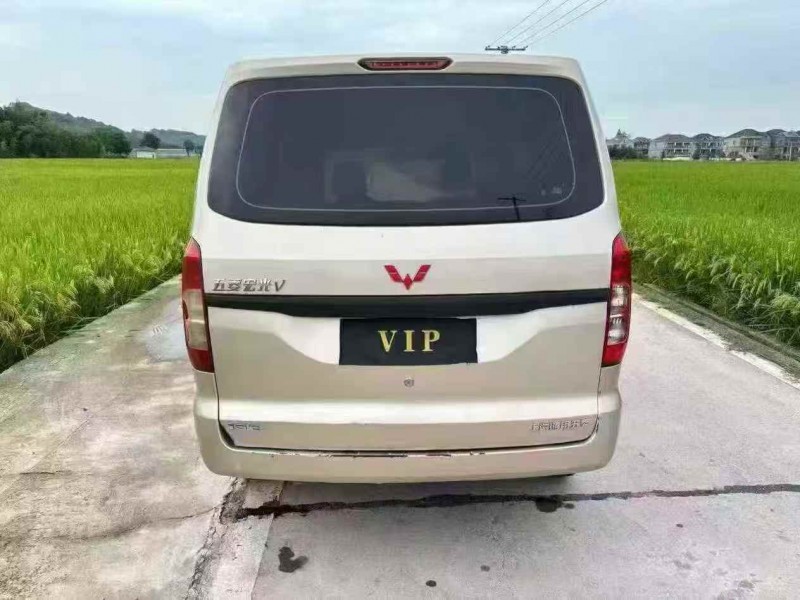 衢州22年五菱汽车宏光8