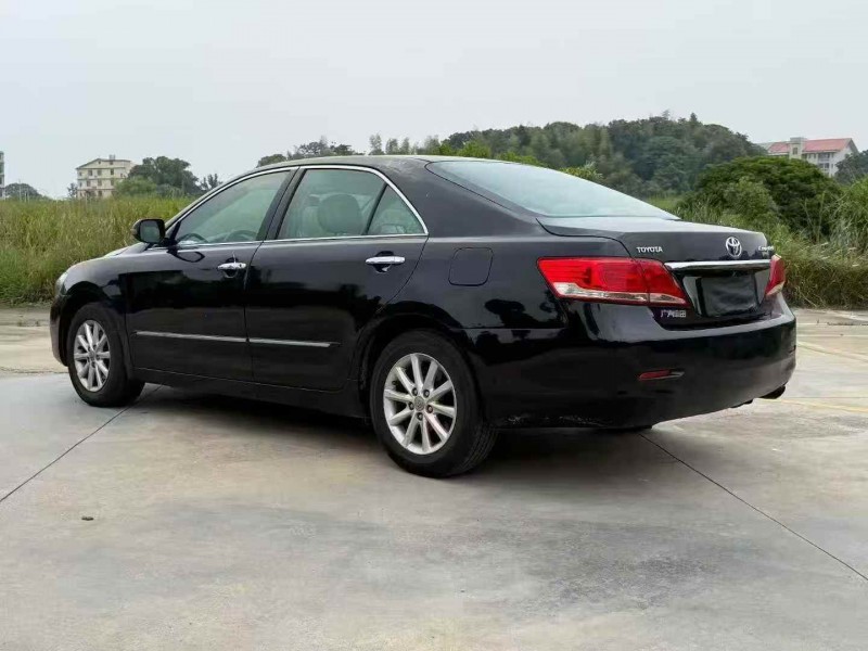 常德14年丰田锐志6