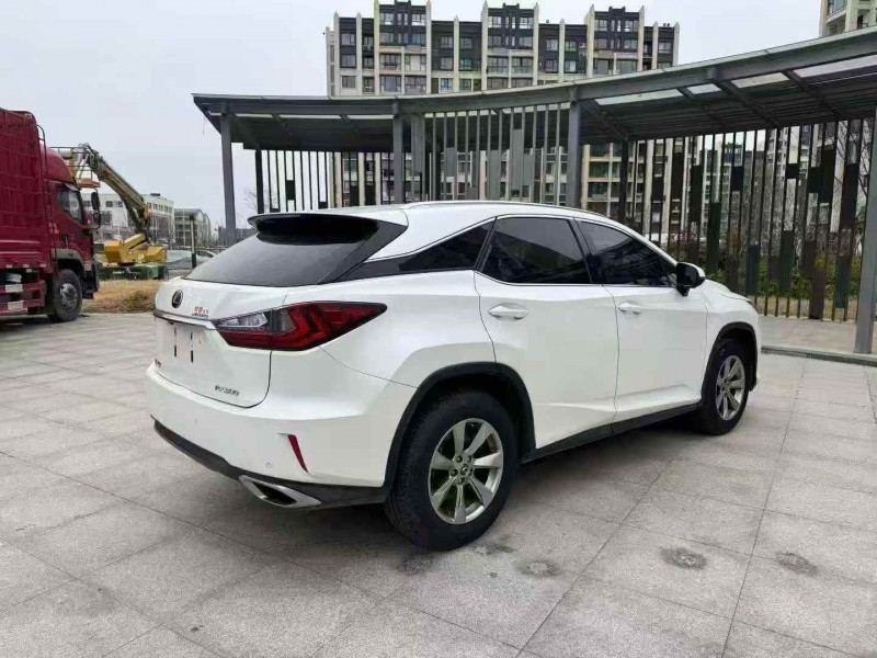 徐州19年雷克萨斯RX8