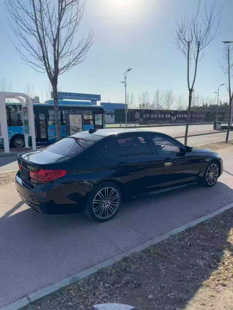 枣庄19年宝马5系8