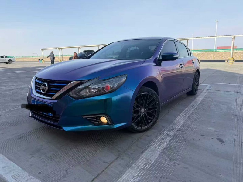 廊坊17年日产天籁1