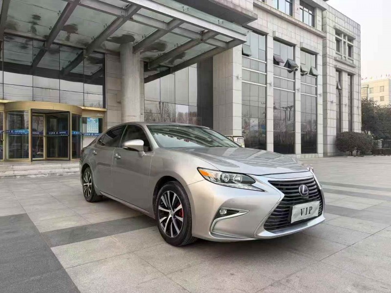 枣庄18年雷克萨斯ES3