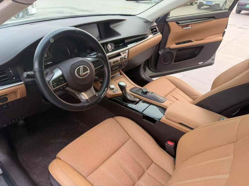 枣庄18年雷克萨斯ES4