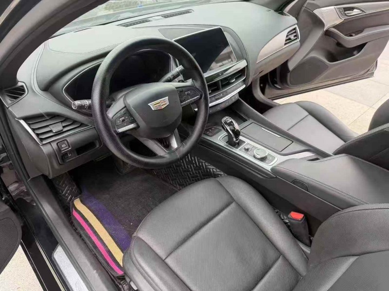 枣庄23年凯迪拉克XT54