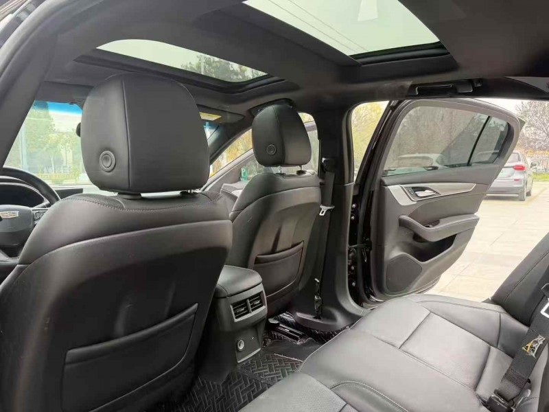 枣庄23年凯迪拉克XT55