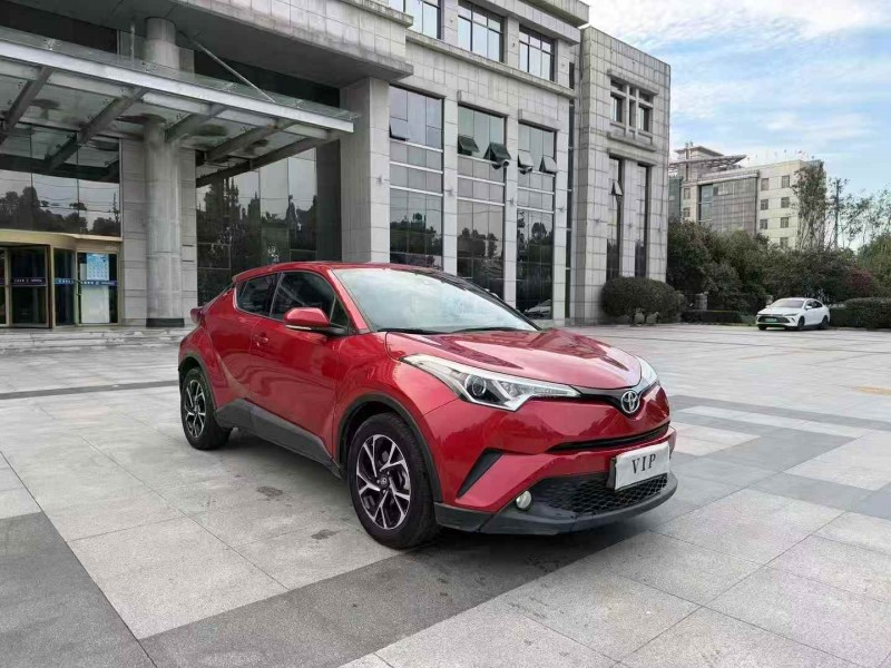 枣庄21年丰田CHR3