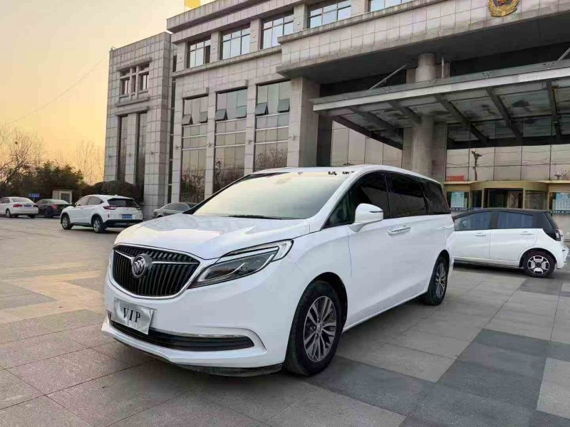 枣庄19年别克GL82