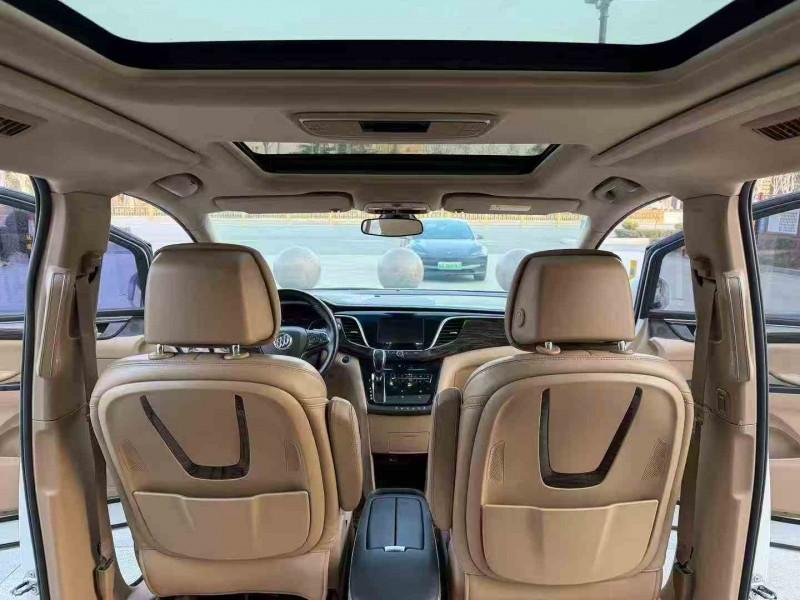 枣庄19年别克GL86