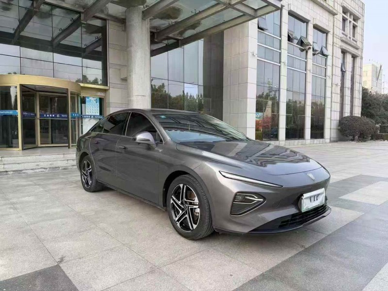 枣庄23年起亚K5凯酷3