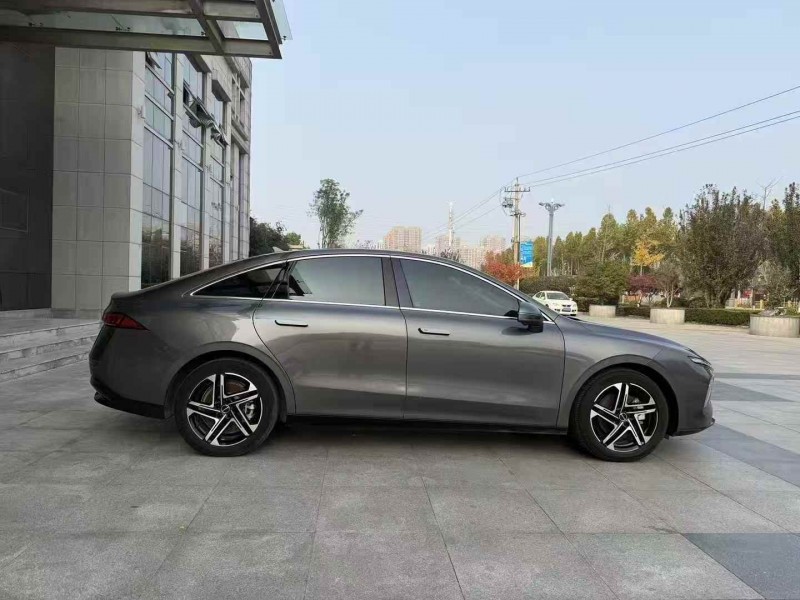 枣庄23年起亚K5凯酷7