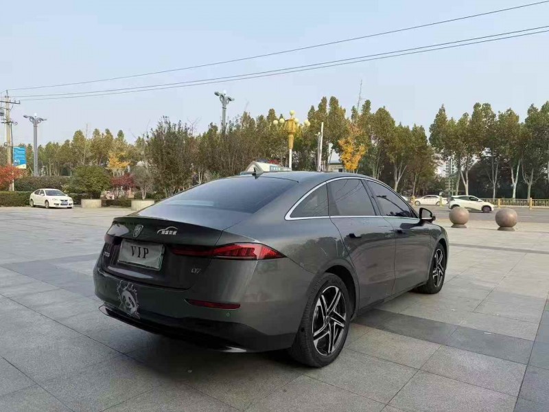 枣庄23年起亚K5凯酷8