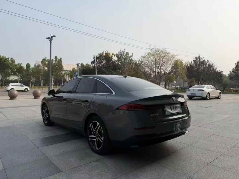 枣庄23年起亚K5凯酷9