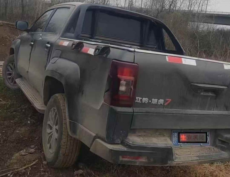 珠海23年江铃域虎5