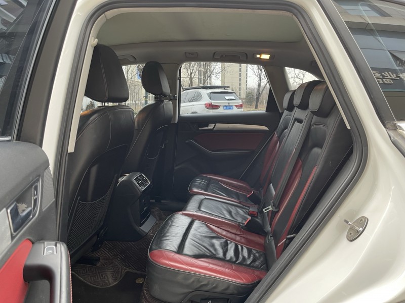 济宁17年奥迪Q56