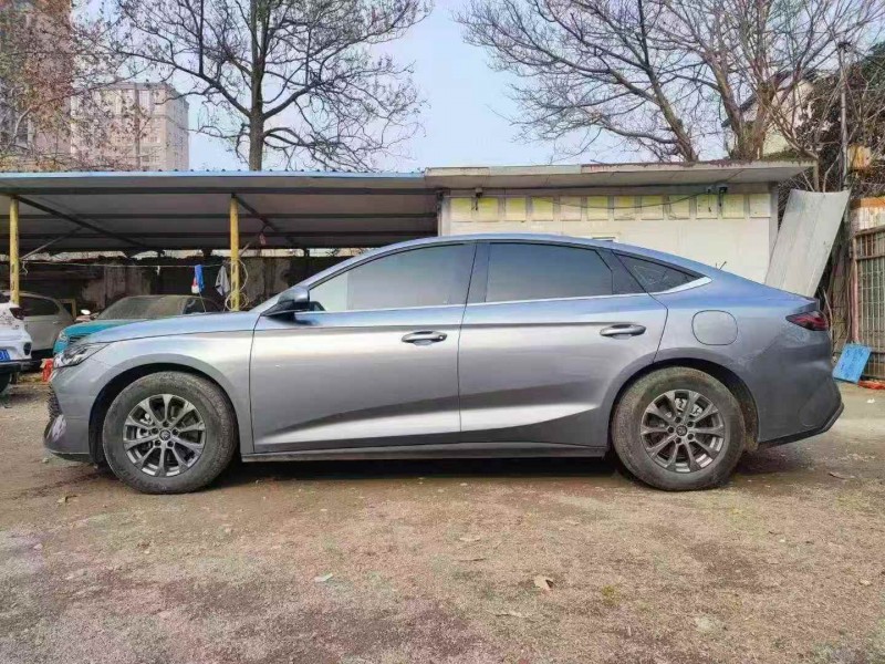 新乡25年比亚迪秦7