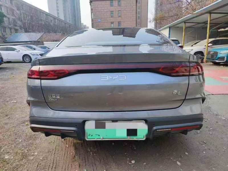 新乡25年比亚迪秦9