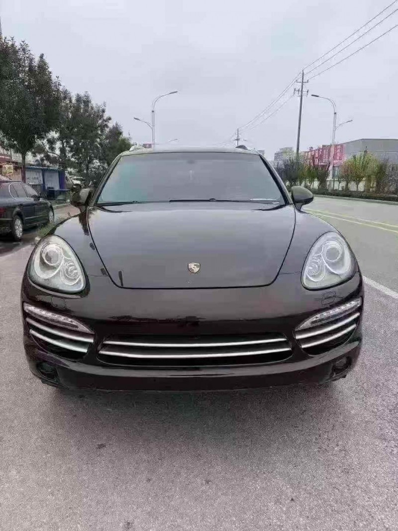 菏泽14年保时捷卡宴1