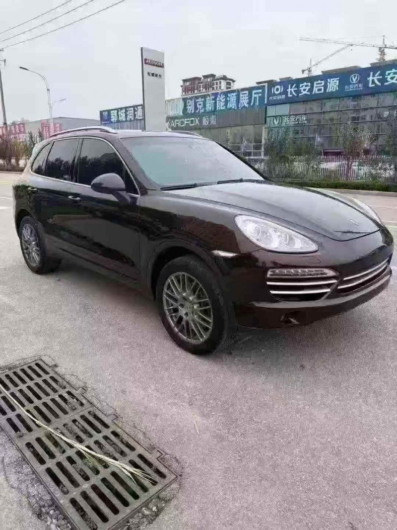菏泽14年保时捷卡宴2