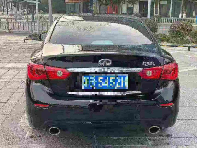 金华17年英菲尼迪Q50L9