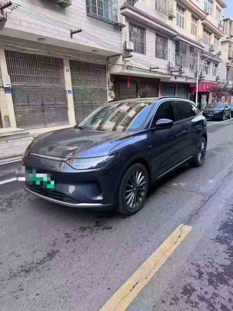 常德24年零跑汽车C112