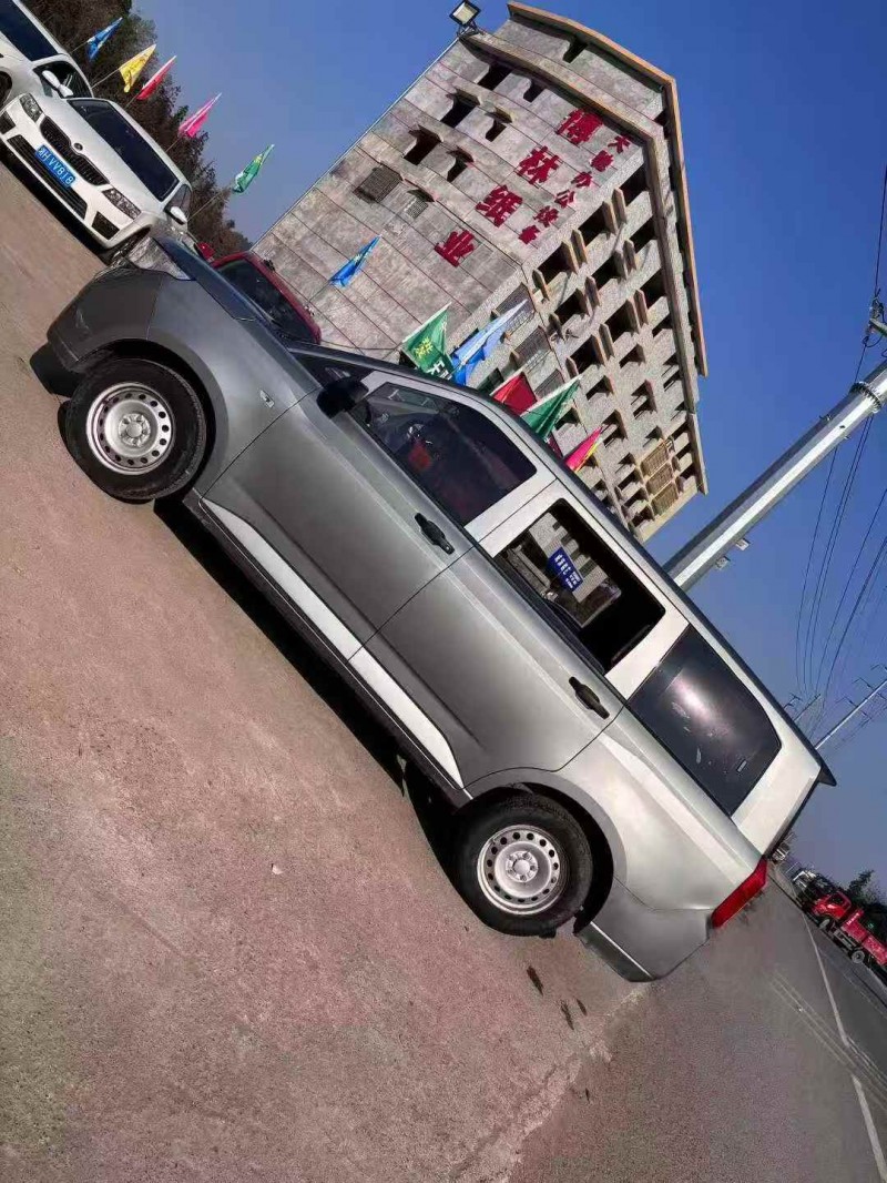 衡阳23年五菱汽车宏光7