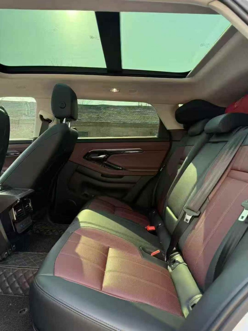 菏泽22年路虎极光4