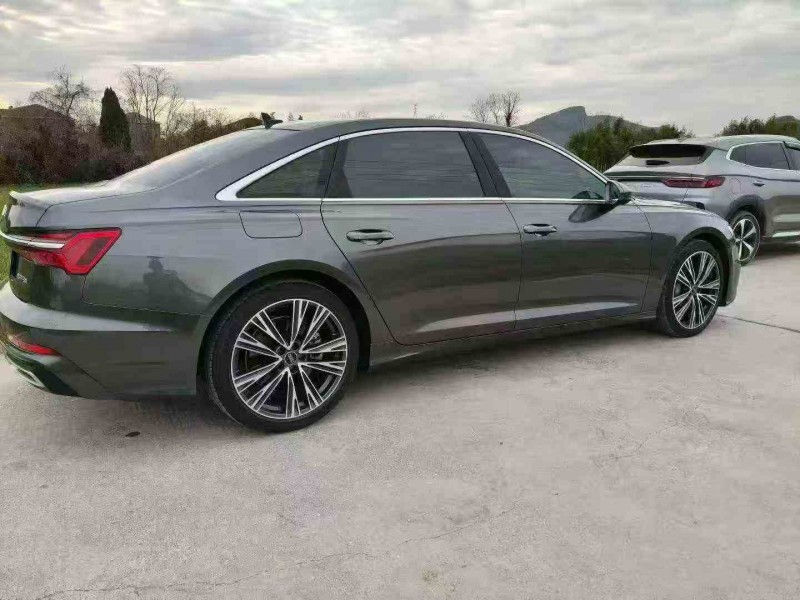 衢州22年奥迪A6L8