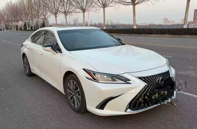 青岛22年雷克萨斯ES2