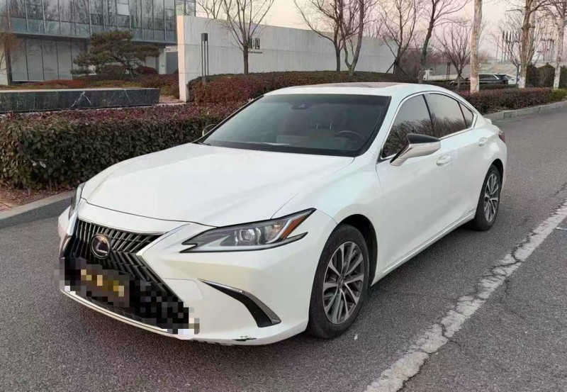 青岛22年雷克萨斯ES3