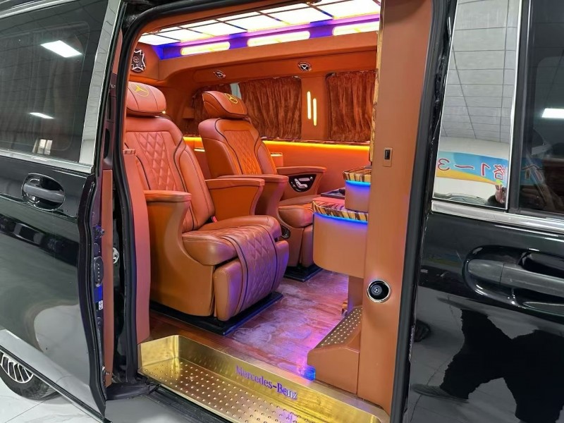 廊坊19年奔驰威霆4