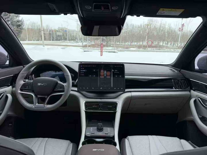 吉林25年比亚迪宋4