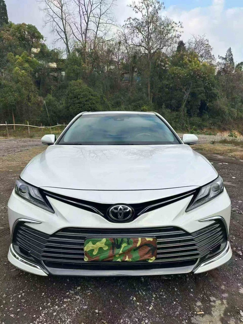 岳阳22年丰田凯美瑞1